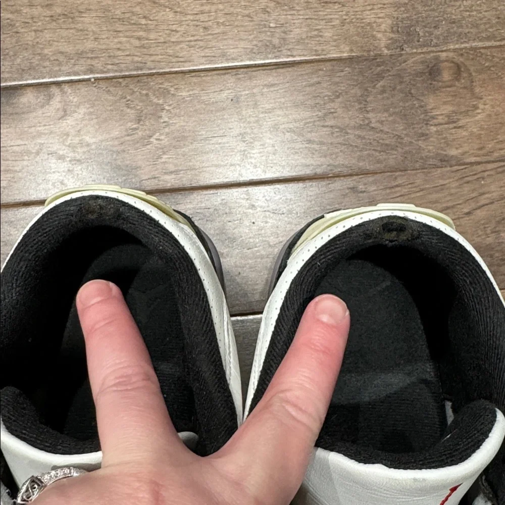 Men’s Jordan size 10.5 - Picture 6 of 9